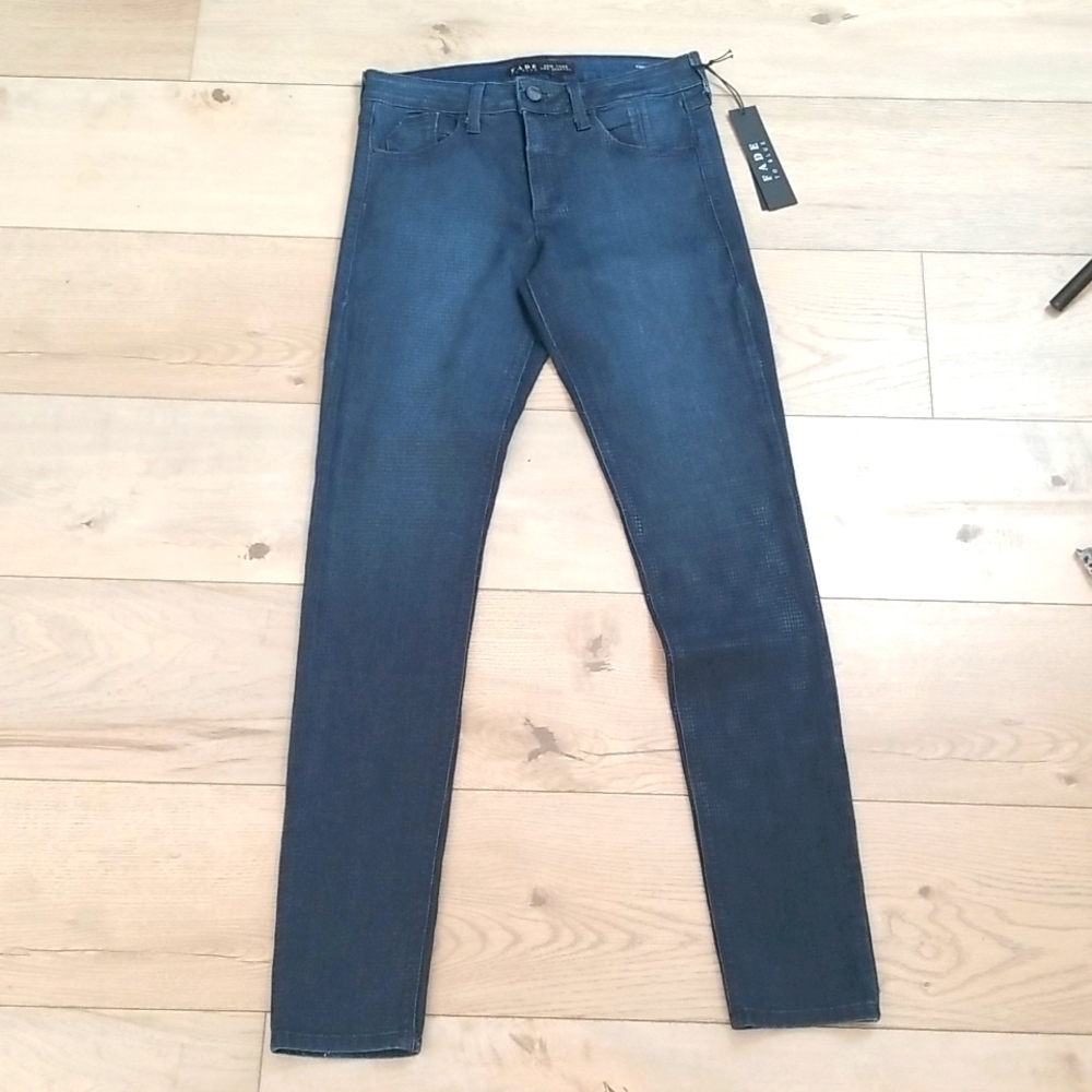 Fade to Blue high waist skinny jean NWT